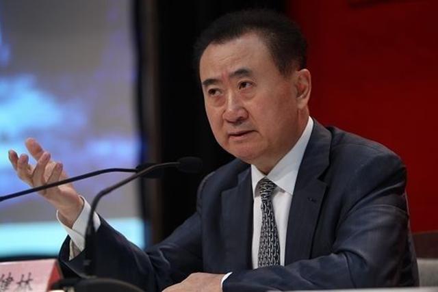 万达有13万员工,王健林是如何管理这13万员工的?看完就明白了