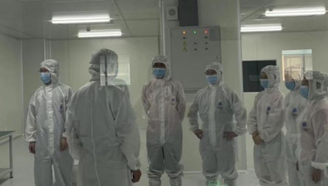 中国90后发明特殊“玻璃”,实现空气成像,产品未出遭专利纠纷