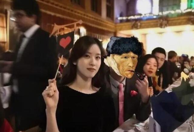 干得好不如嫁得好!章泽天清华校友聚会稳站C位:有才不如有钱?