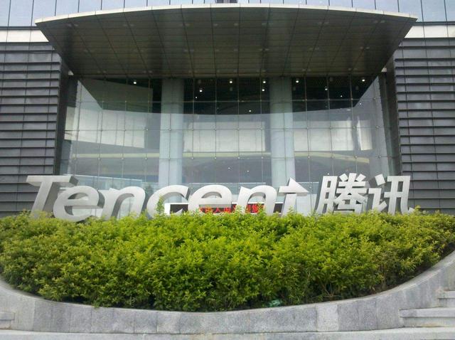 王思聪,从繁华走向没落,在没落里继续嚣张
